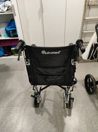 Silla de ruedas de niña