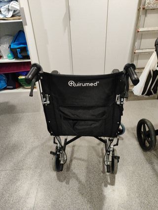 Silla de ruedas de niña