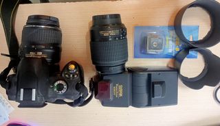 Nikon D60 Cámara + Lentes + Flash