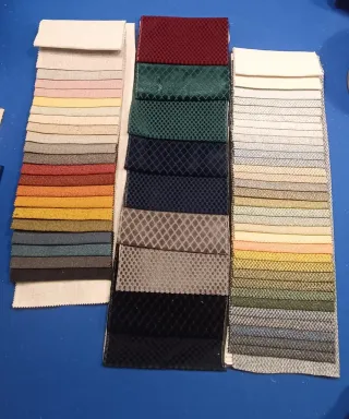 Retales de telas variadas