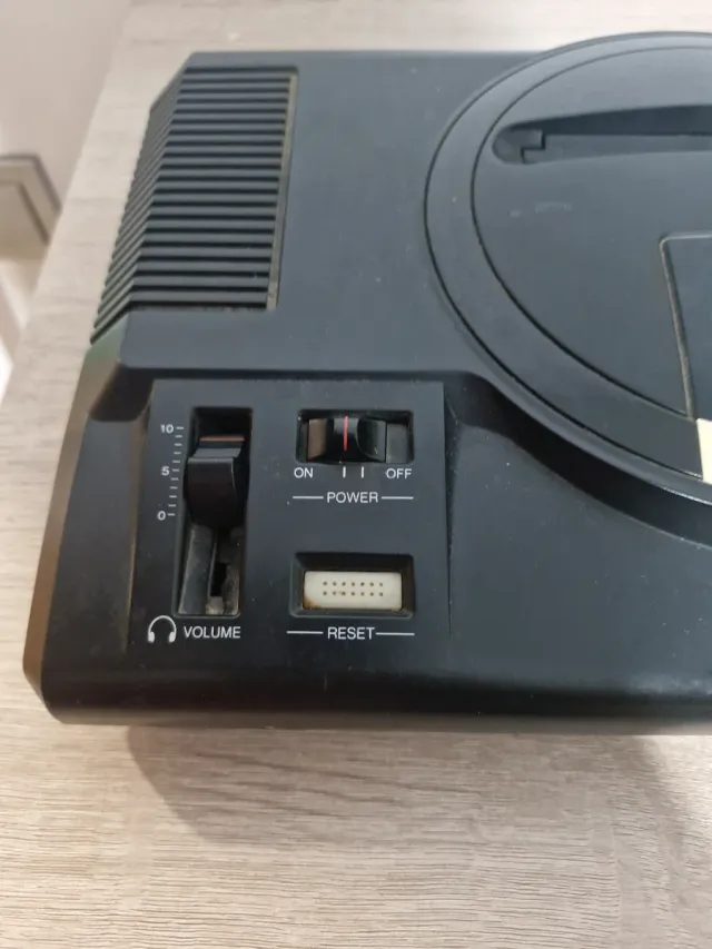 Consola Sega Mega Drive 16-Bit Negra