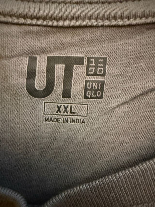Camiseta Uniqlo