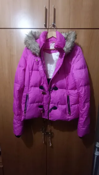 Plumas Juicy Couture Rosa con Capucha