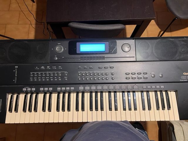 Piano Goldstar GS 1000
