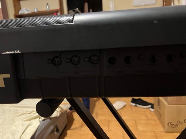 Piano Goldstar GS 1000