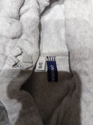 Pantalone tuta grigio con orsetto