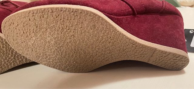 Botines granates nobuk T36 sin estrenar