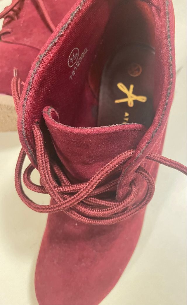 Botines granates nobuk T36 sin estrenar