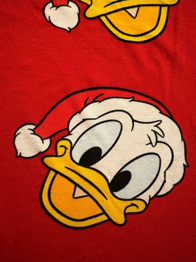 Camiseta Disney Navidad Talla T 6-8 H & M