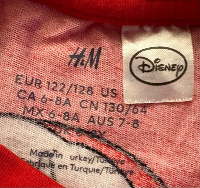 Camiseta Disney Navidad Talla T 6-8 H & M