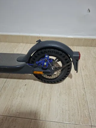 Patinete Xiaomi casi nuevo