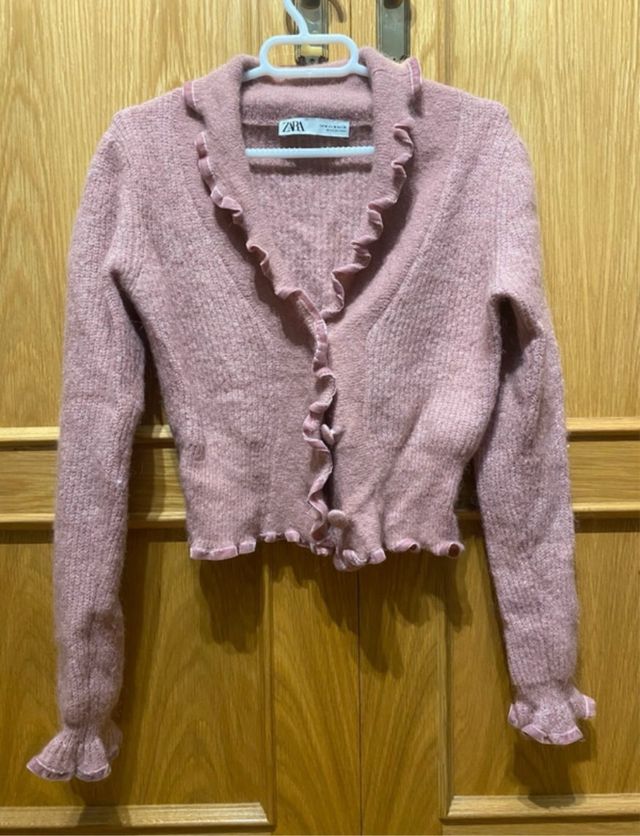 Rebeca Zara rosa volantes