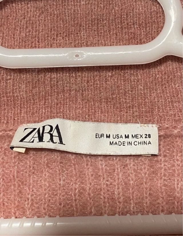 Rebeca Zara rosa volantes