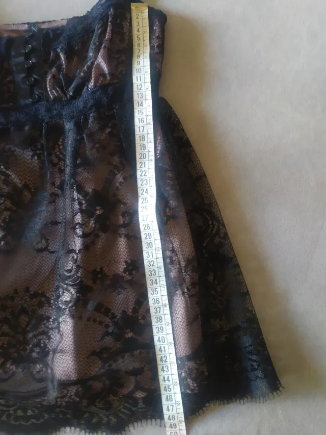 Top fiesta encaje Stradivarius T-S