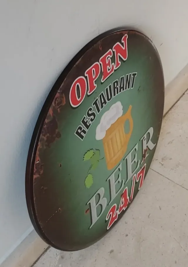 Chapa Vintage Open Restaurant Beer 24/7