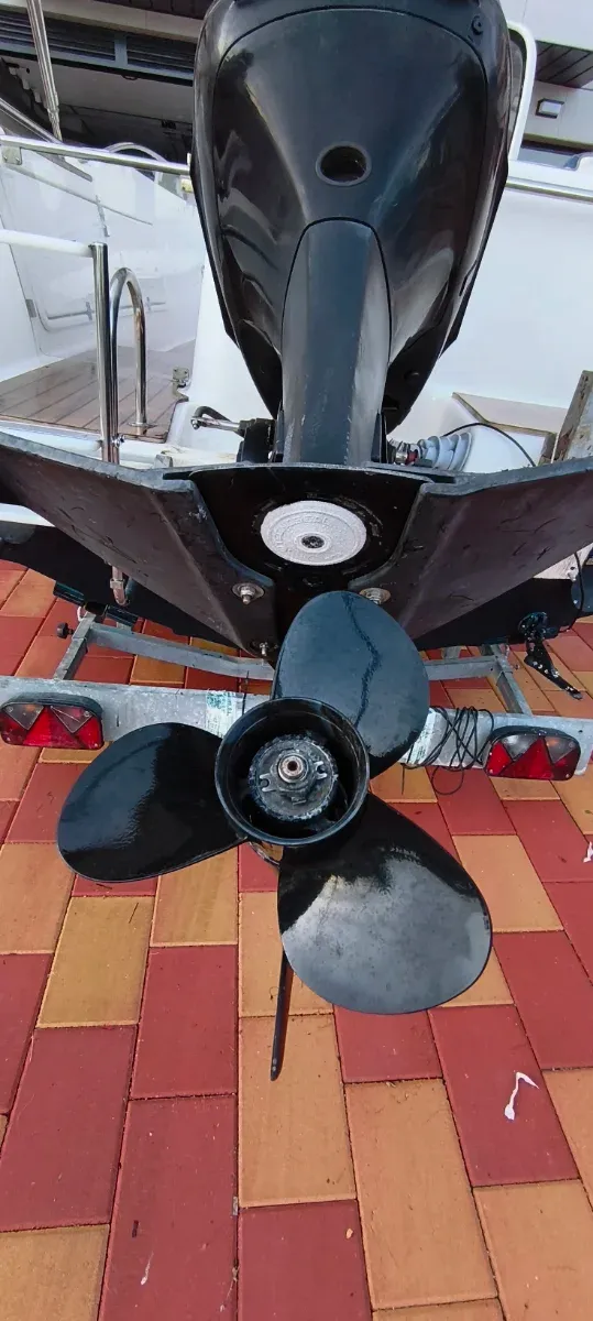 Barco Quicksilver 500 Commander 5,10m + remolque