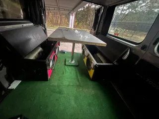 Muebles Camper: Cama, Mesa y Fregadero