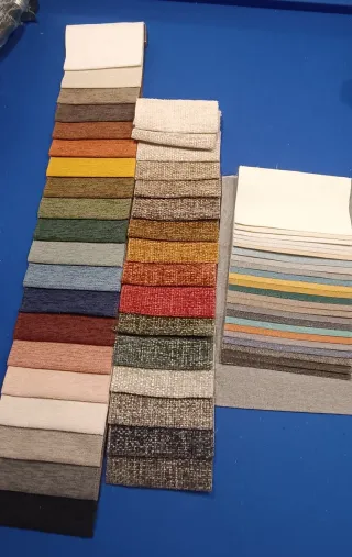 Retales de telas variadas