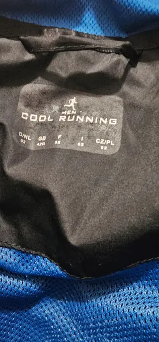 Chaqueta Cool Runnings Negra y Azul