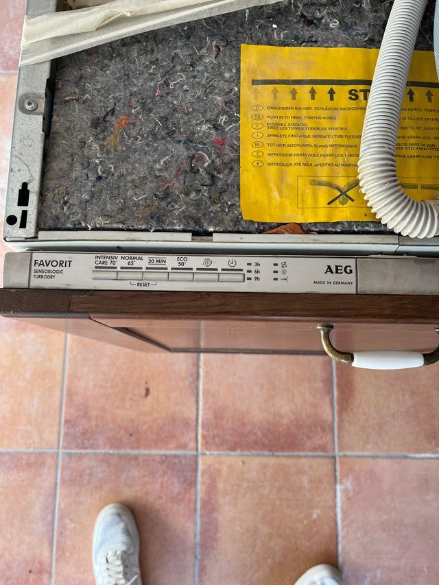 Lavavajillas panelable AEG