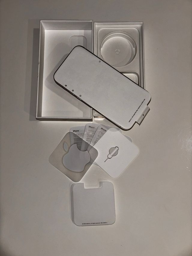 iPhone 12 Bianco/Argento