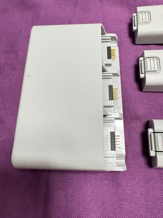 Dron DJI Neo + 3 Baterías y cargador