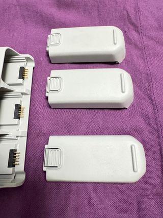 Dron DJI Neo + 3 Baterías y cargador