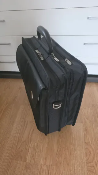 Maletín Targus profesional