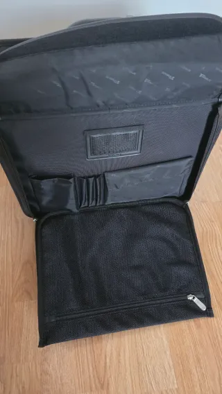 Maletín Targus profesional