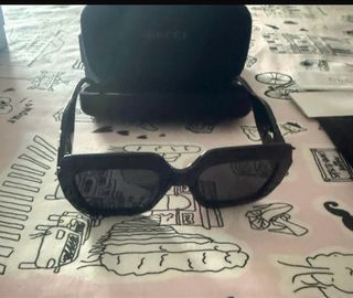Gafas de sol Gucci negras
