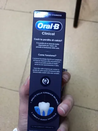 4 Oral-B Clinical Prevenzione Carie dentifrici