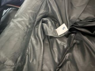 Chaqueta Moncler con capucha azul