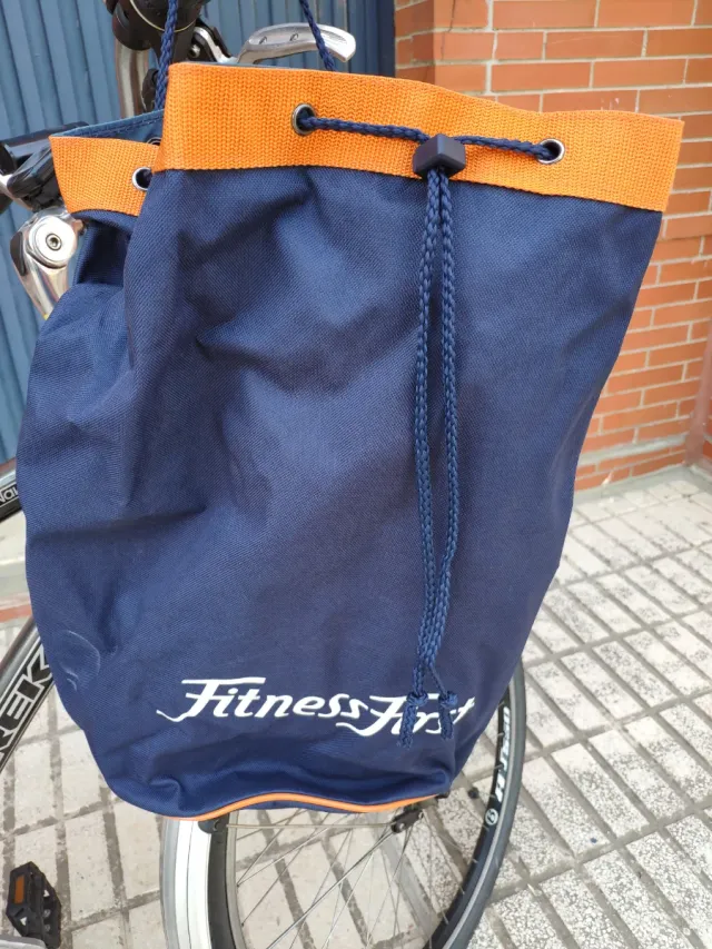 Bolsa Fitness First azul y naranja