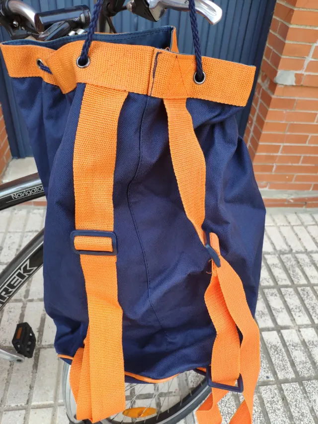 Bolsa Fitness First azul y naranja