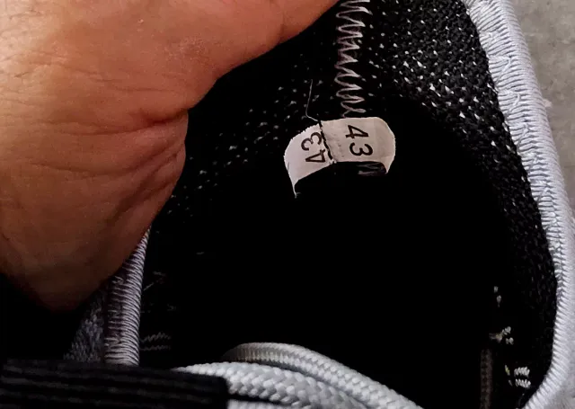 Nuevas zapatillas deportivas a estrenar