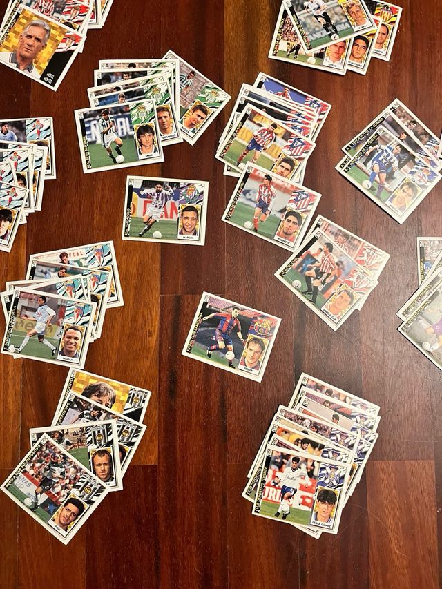 Lote 89 Cromos Liga Este 97-98