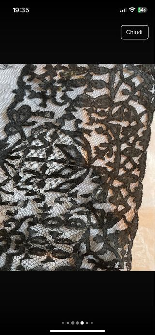 Antico foulard in pizzo nero