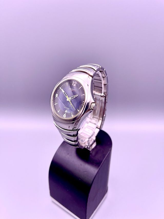 Reloj Vagary by Citizen Esfera Azul 10 BAR