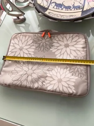 Funda acolchada portátil floral
