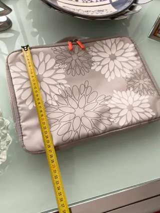 Funda acolchada portátil floral