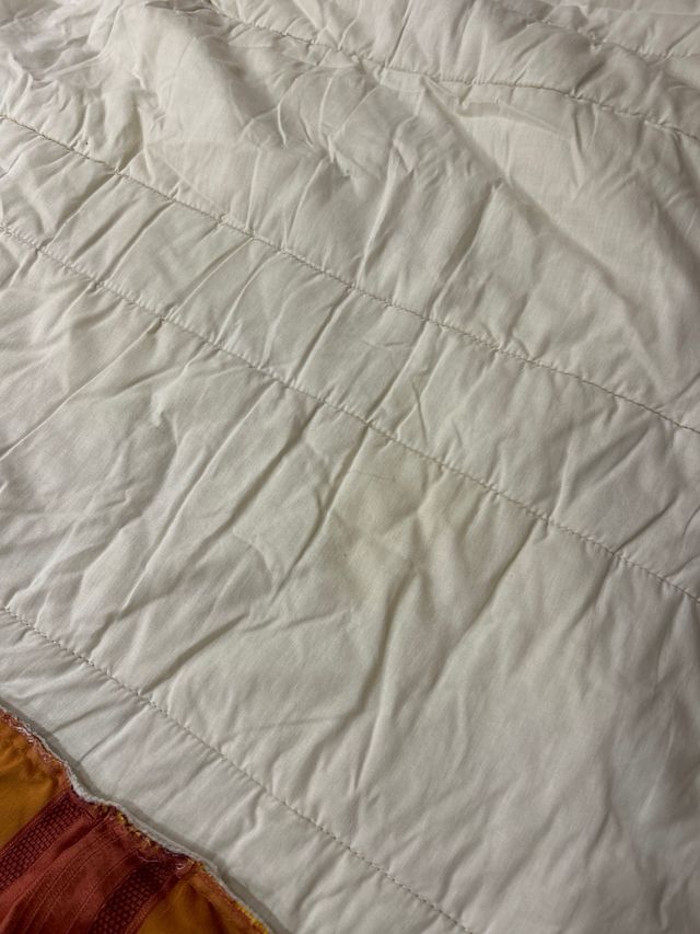 Edredón gordo beige y rosa con fundas cama 1,50