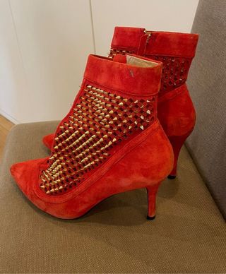 Botines Rojos Mujer Tachuelas Doradas