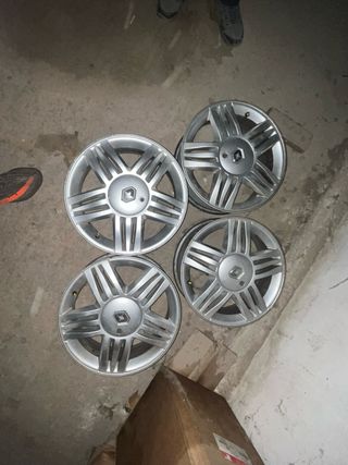 Llantas Renault radio 16 4 tornillos