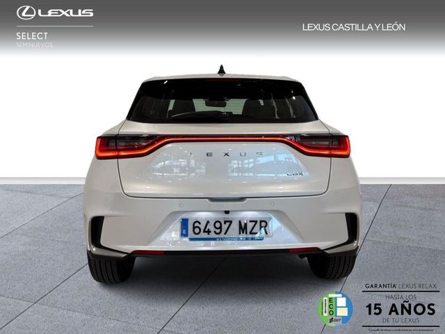 Lexus LBX  ELEGANT + BLACK