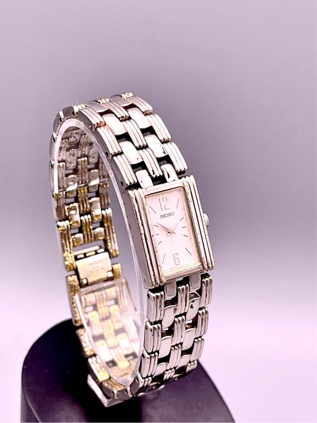 Reloj Seiko Mujer Caja Rectangular Clásico
