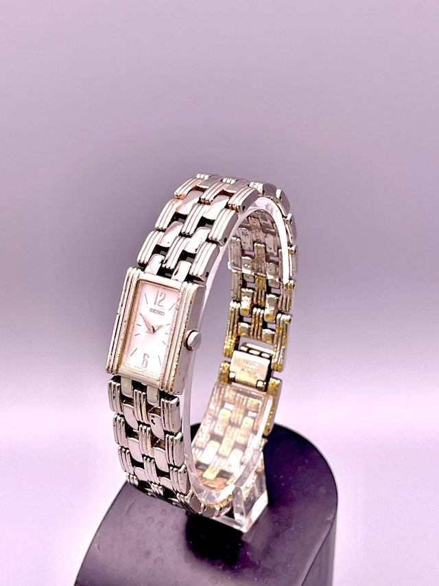Reloj Seiko Mujer Caja Rectangular Clásico