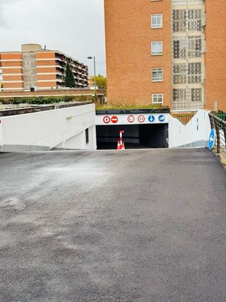 Alquiler plaza garaje C/ Polvoranca