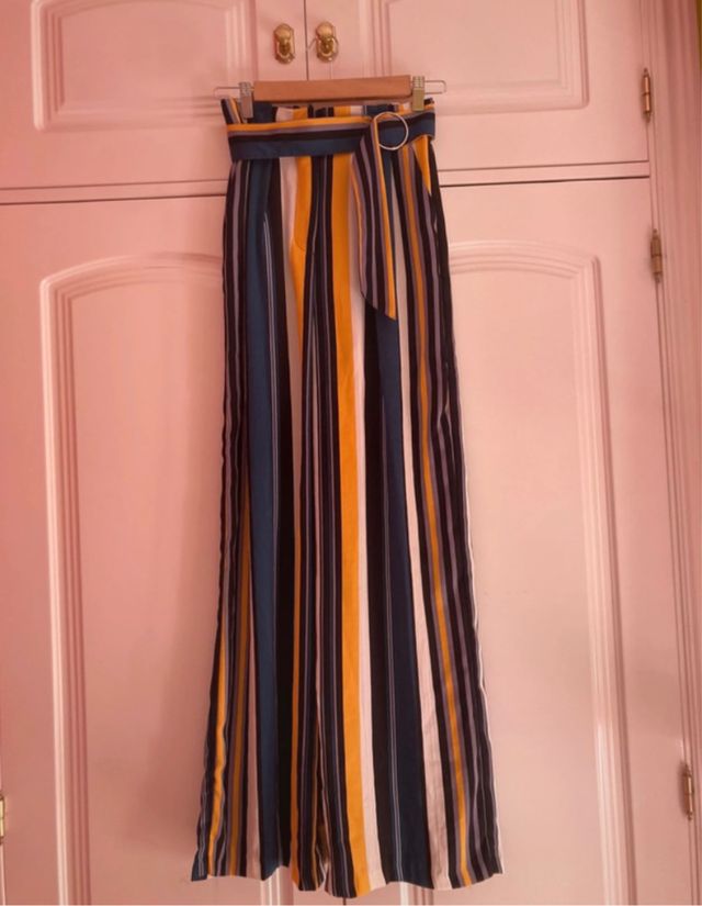 Pantalones fluidos rayas hebilla