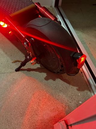 Patinete Eléctrico Joyor precio nuevo 600€