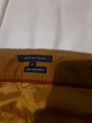 Falda de cuadros gris y mostaza